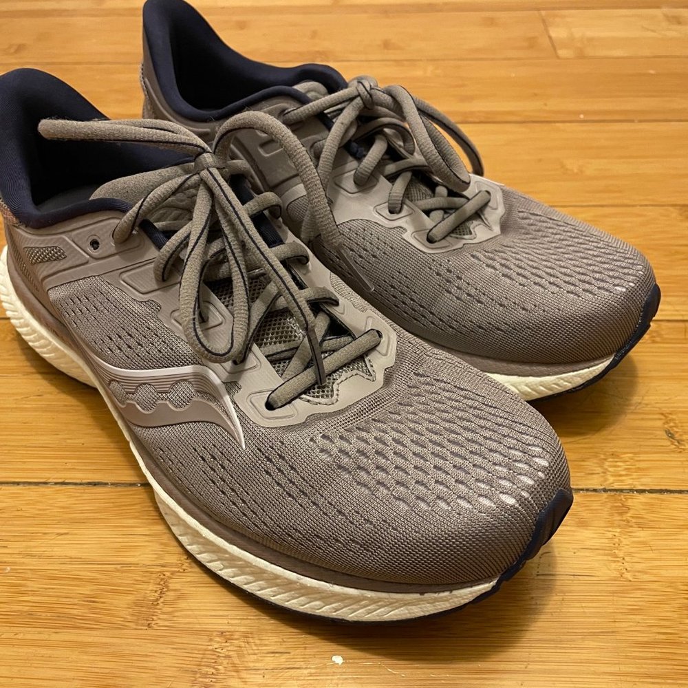 Saucony Hurricane 23 Running Shoes